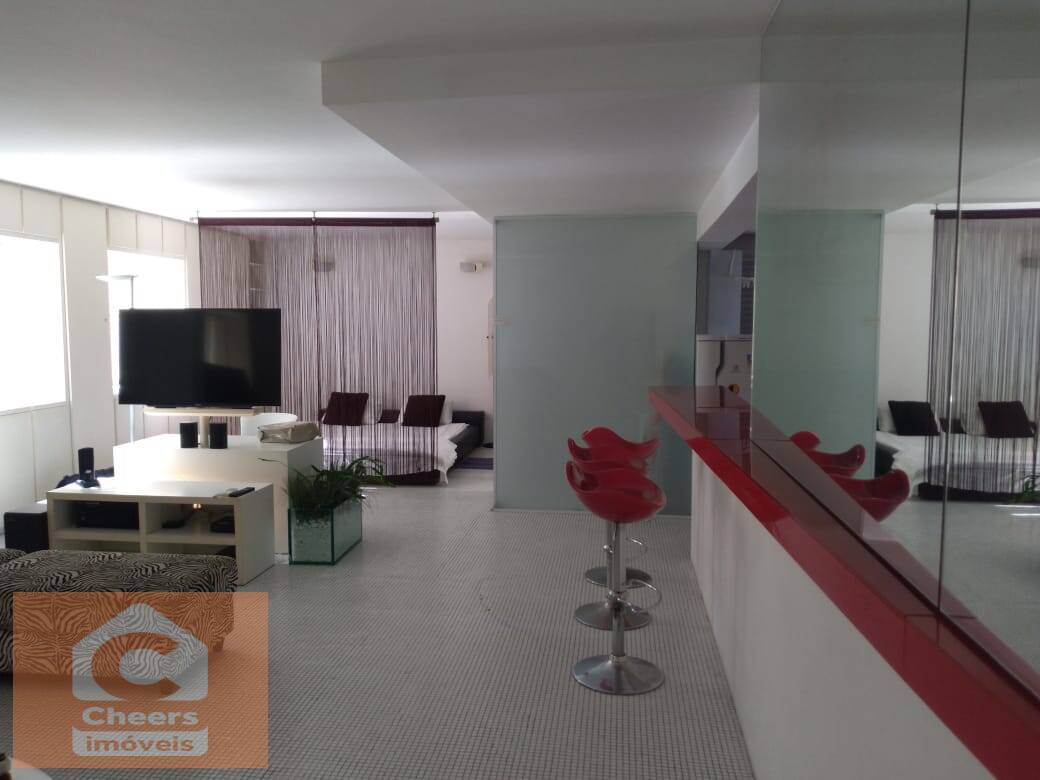 Apartamento à venda com 2 quartos, 70m² - Foto 4