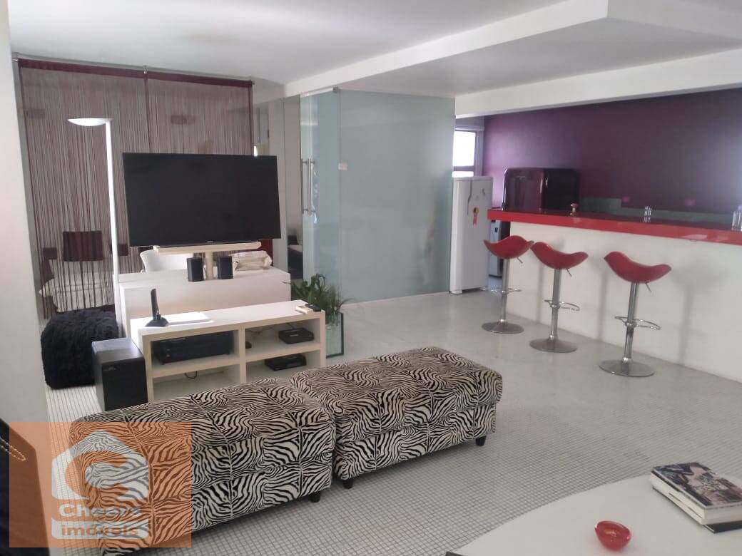 Apartamento à venda com 2 quartos, 70m² - Foto 1