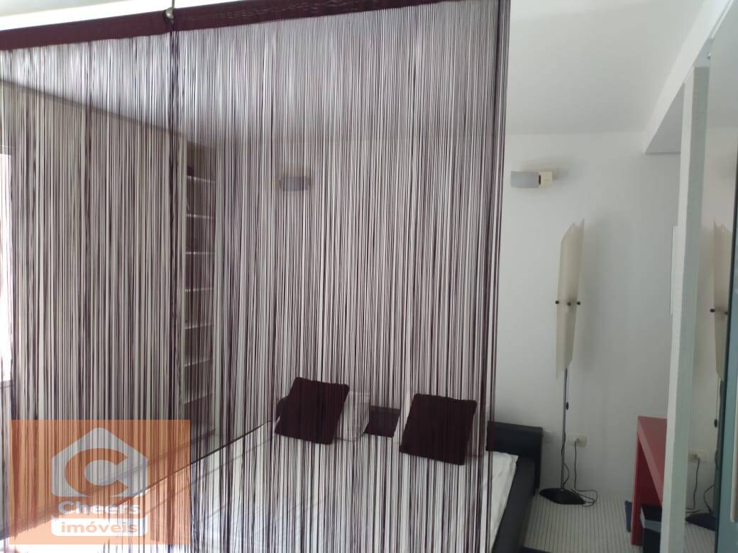 Apartamento à venda com 2 quartos, 70m² - Foto 15