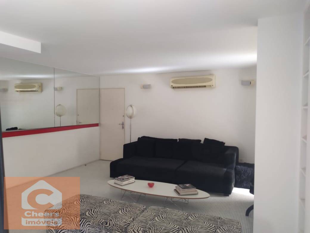 Apartamento à venda com 2 quartos, 70m² - Foto 32