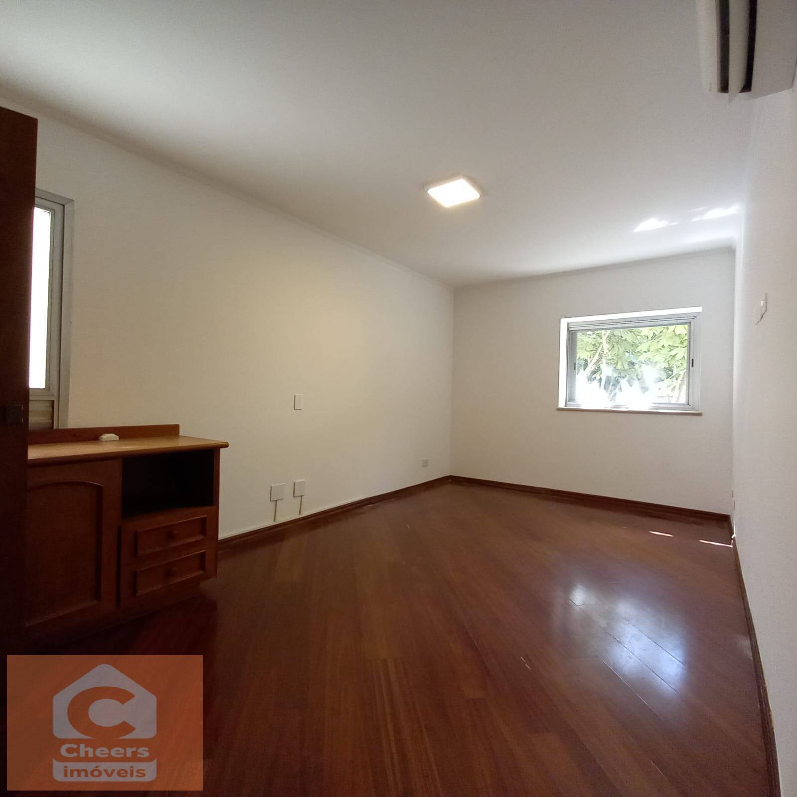 Apartamento para alugar com 3 quartos, 175m² - Foto 18