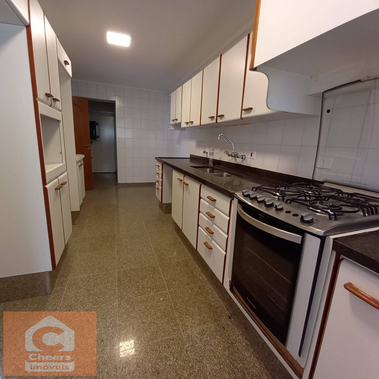 Apartamento para alugar com 3 quartos, 175m² - Foto 21