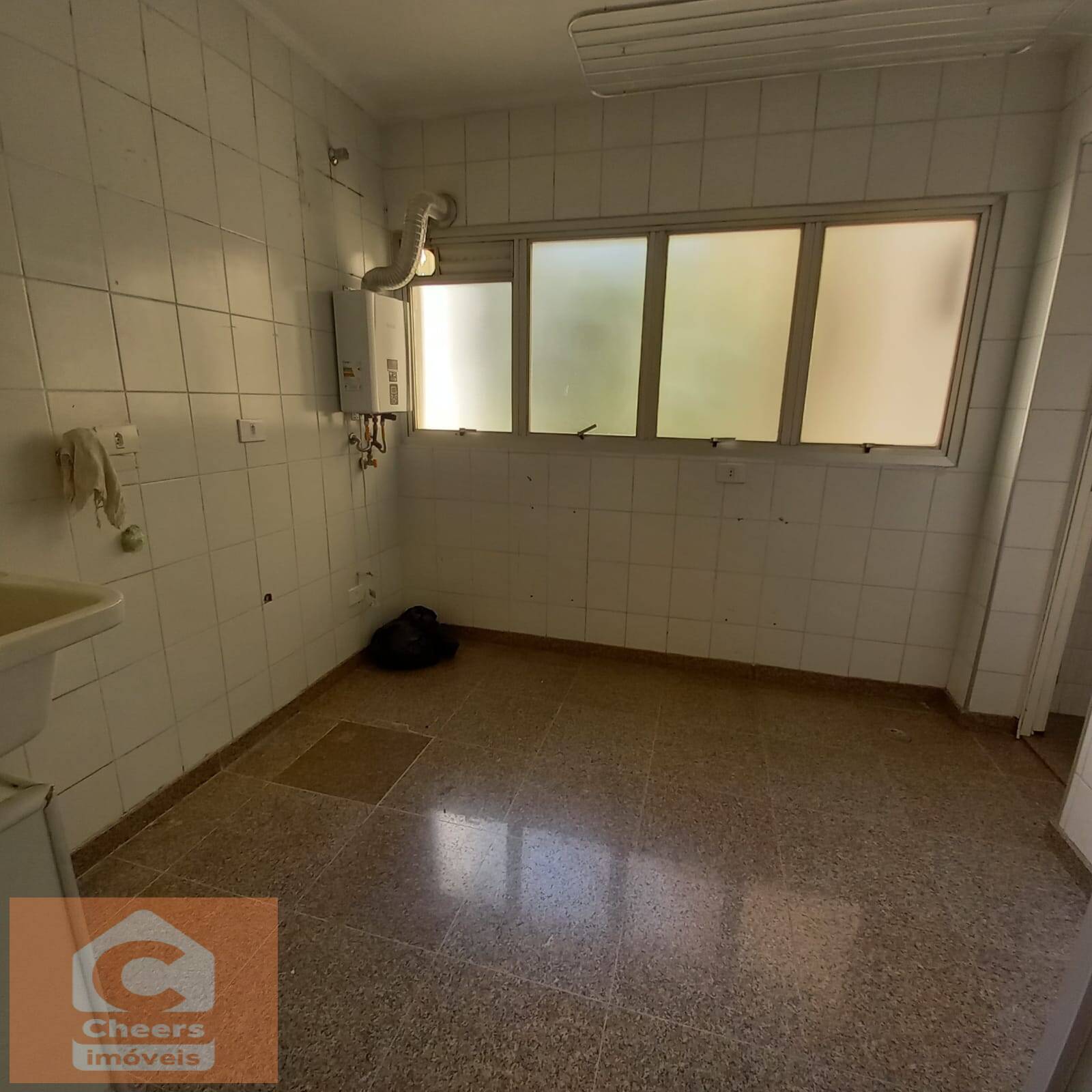 Apartamento para alugar com 3 quartos, 175m² - Foto 25