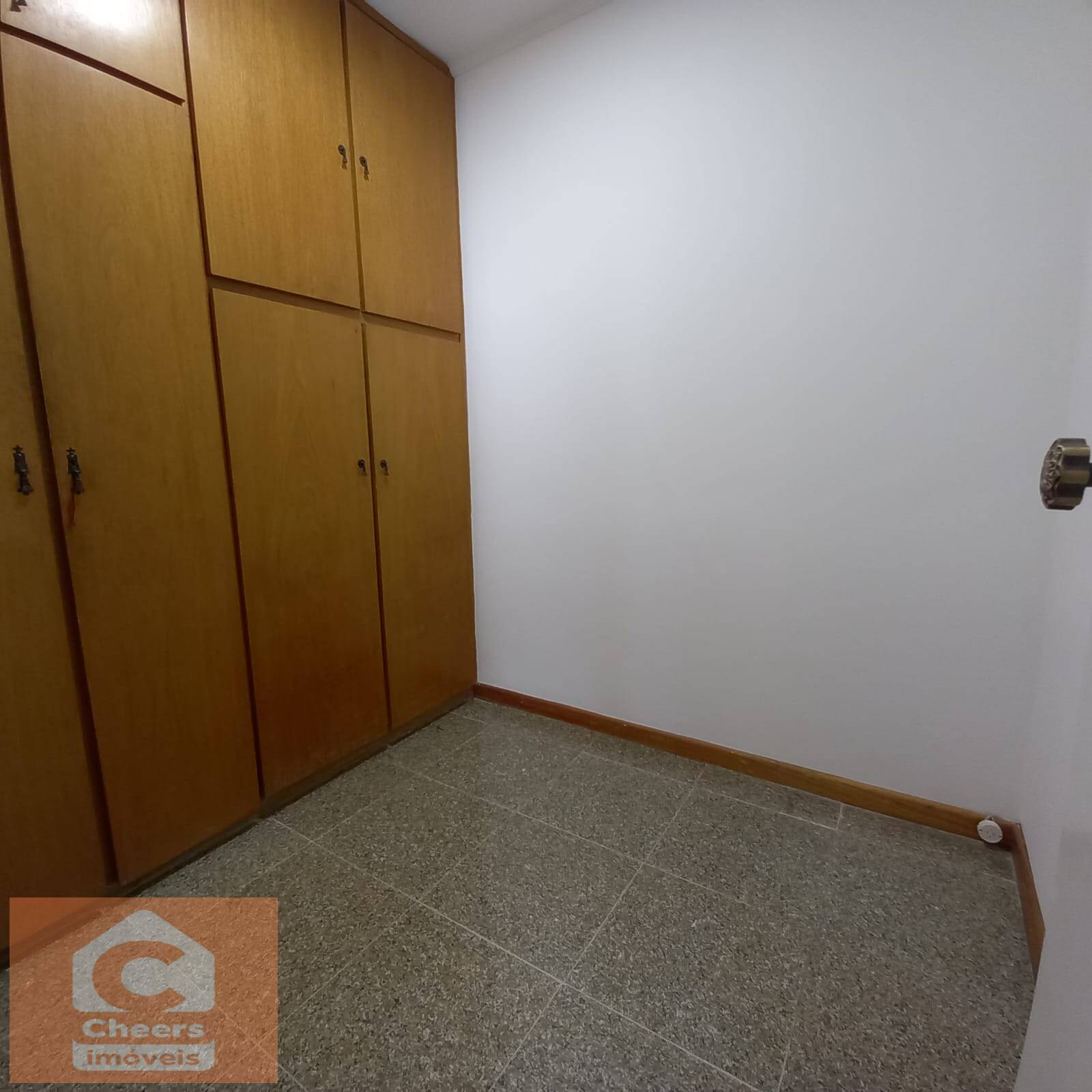 Apartamento para alugar com 3 quartos, 175m² - Foto 28