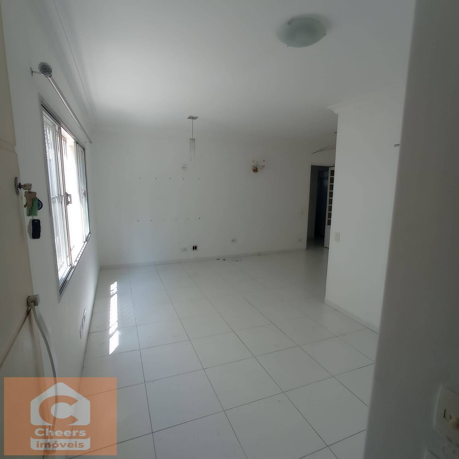 Apartamento à venda com 3 quartos, 100m² - Foto 1