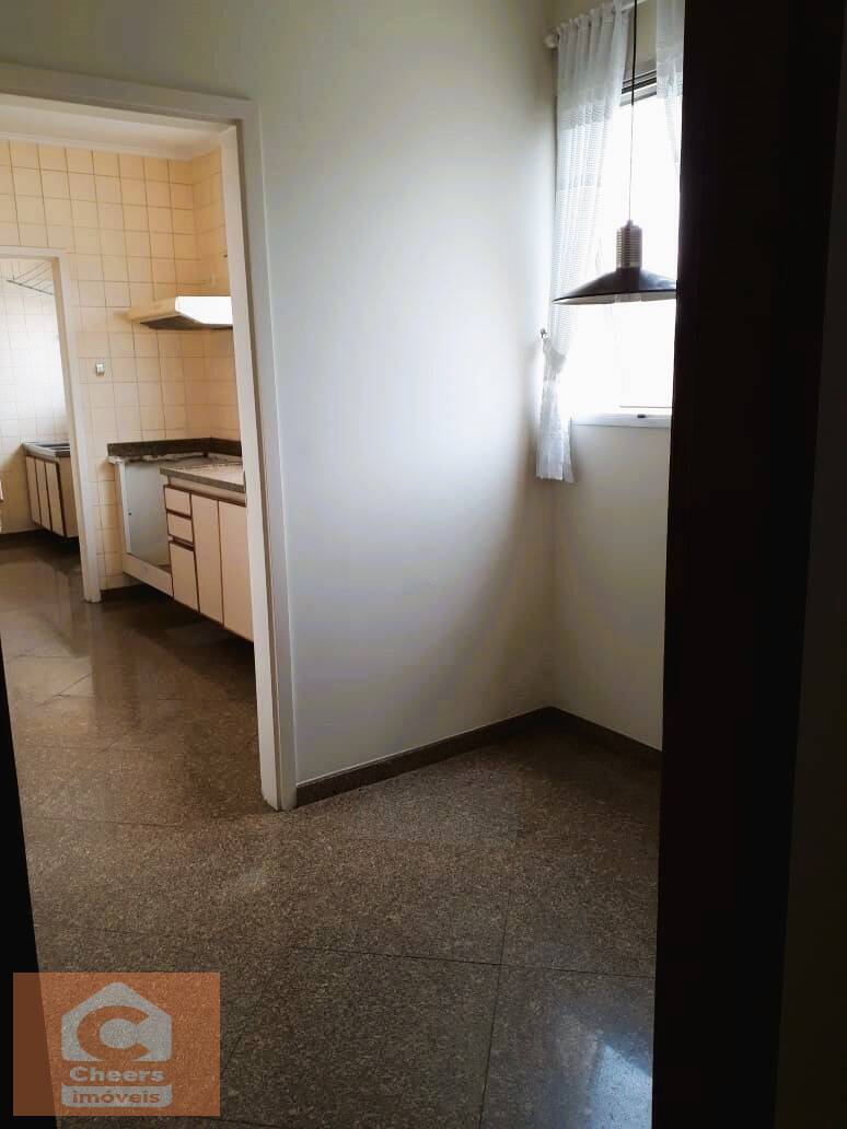 Apartamento à venda com 3 quartos, 198m² - Foto 12