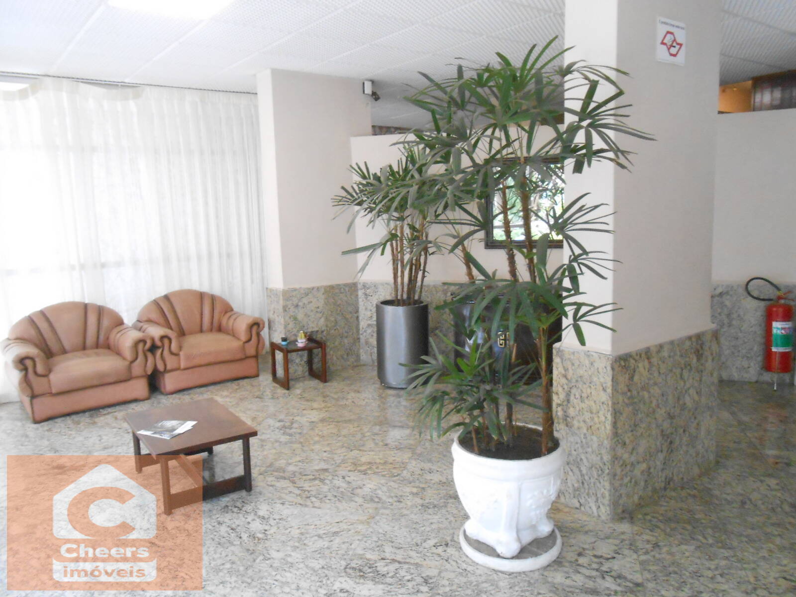 Apartamento à venda e aluguel com 2 quartos, 80m² - Foto 18