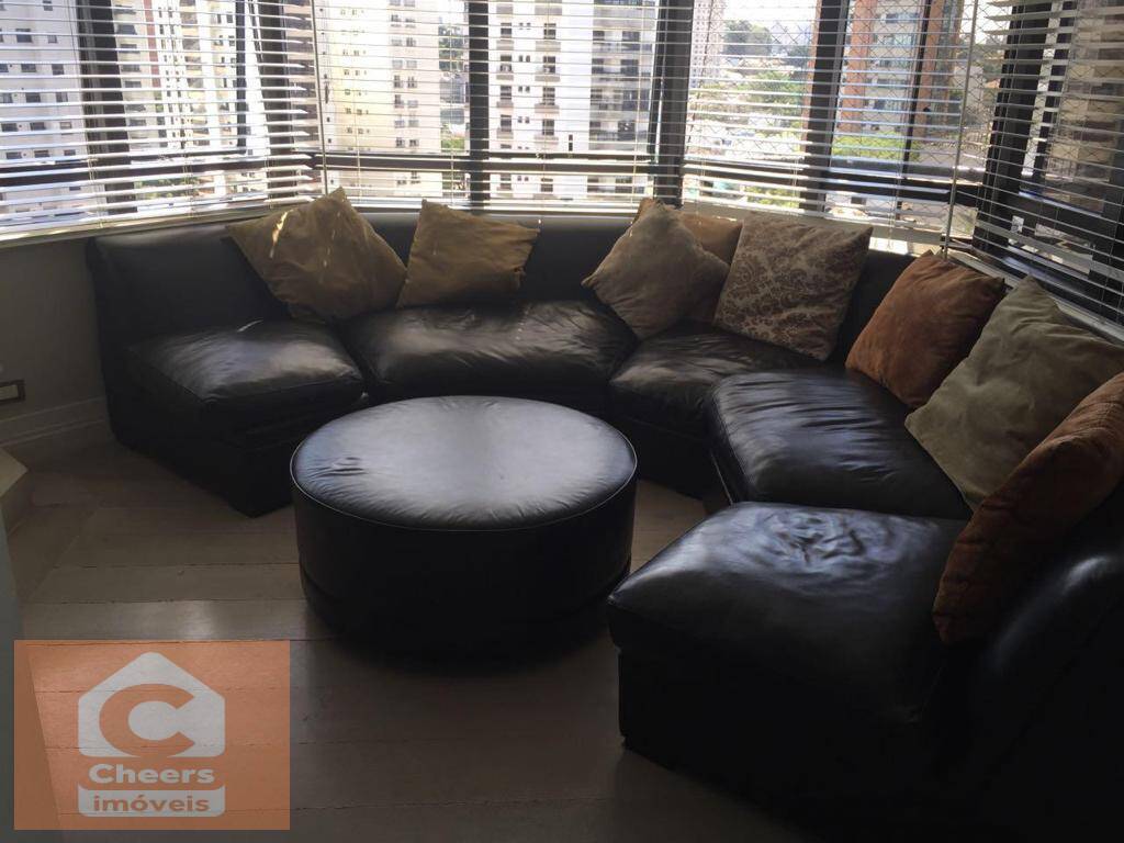 Apartamento à venda com 4 quartos, 237m² - Foto 2