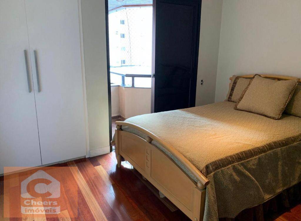 Apartamento à venda com 4 quartos, 237m² - Foto 16