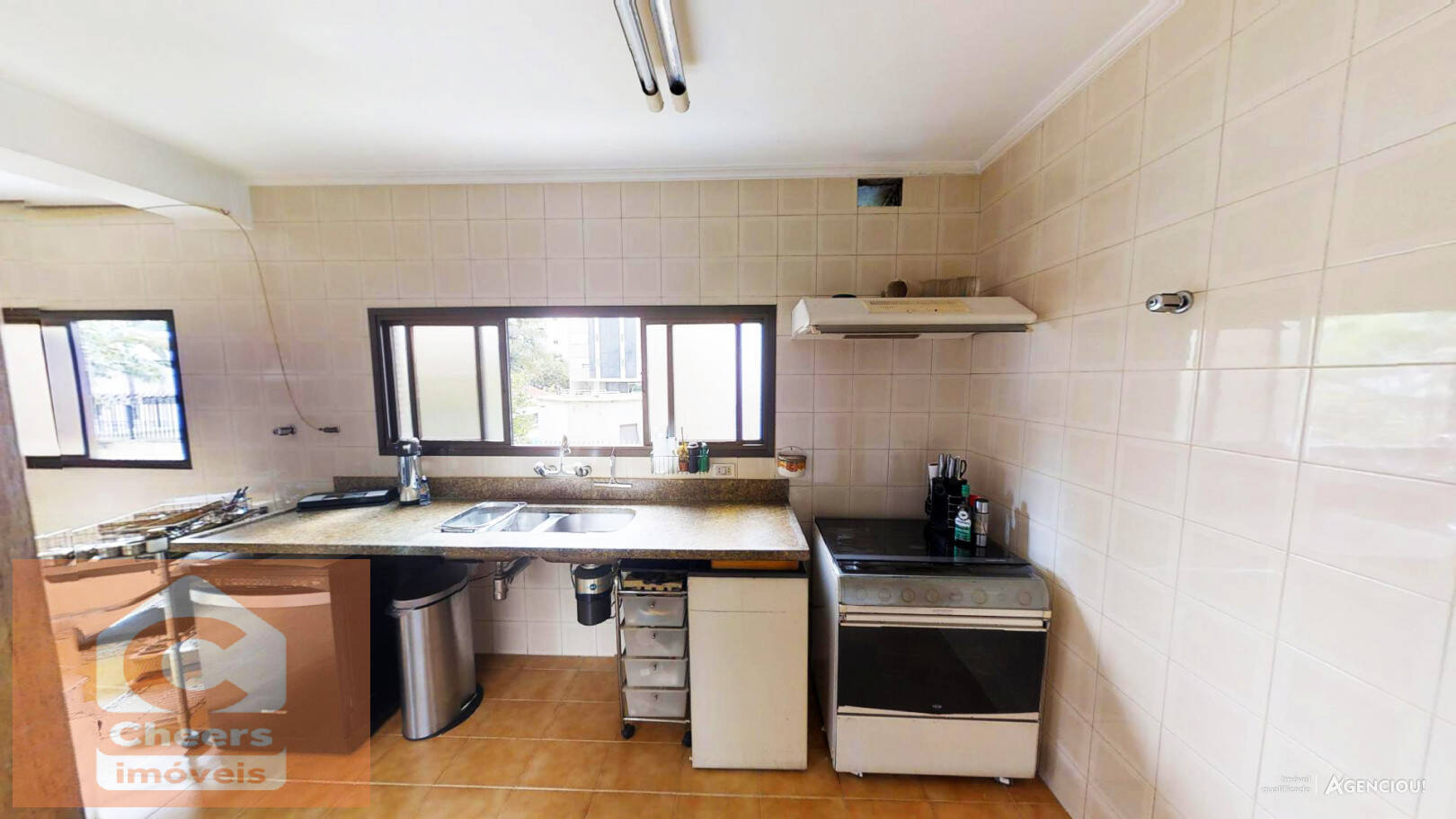 Apartamento à venda com 4 quartos, 225m² - Foto 13