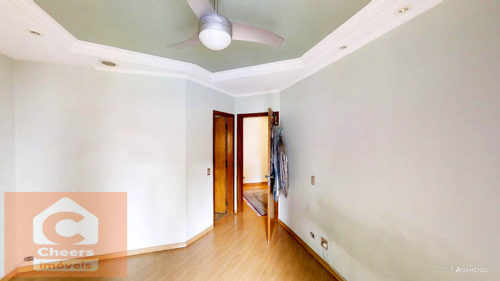 Apartamento à venda com 4 quartos, 225m² - Foto 17