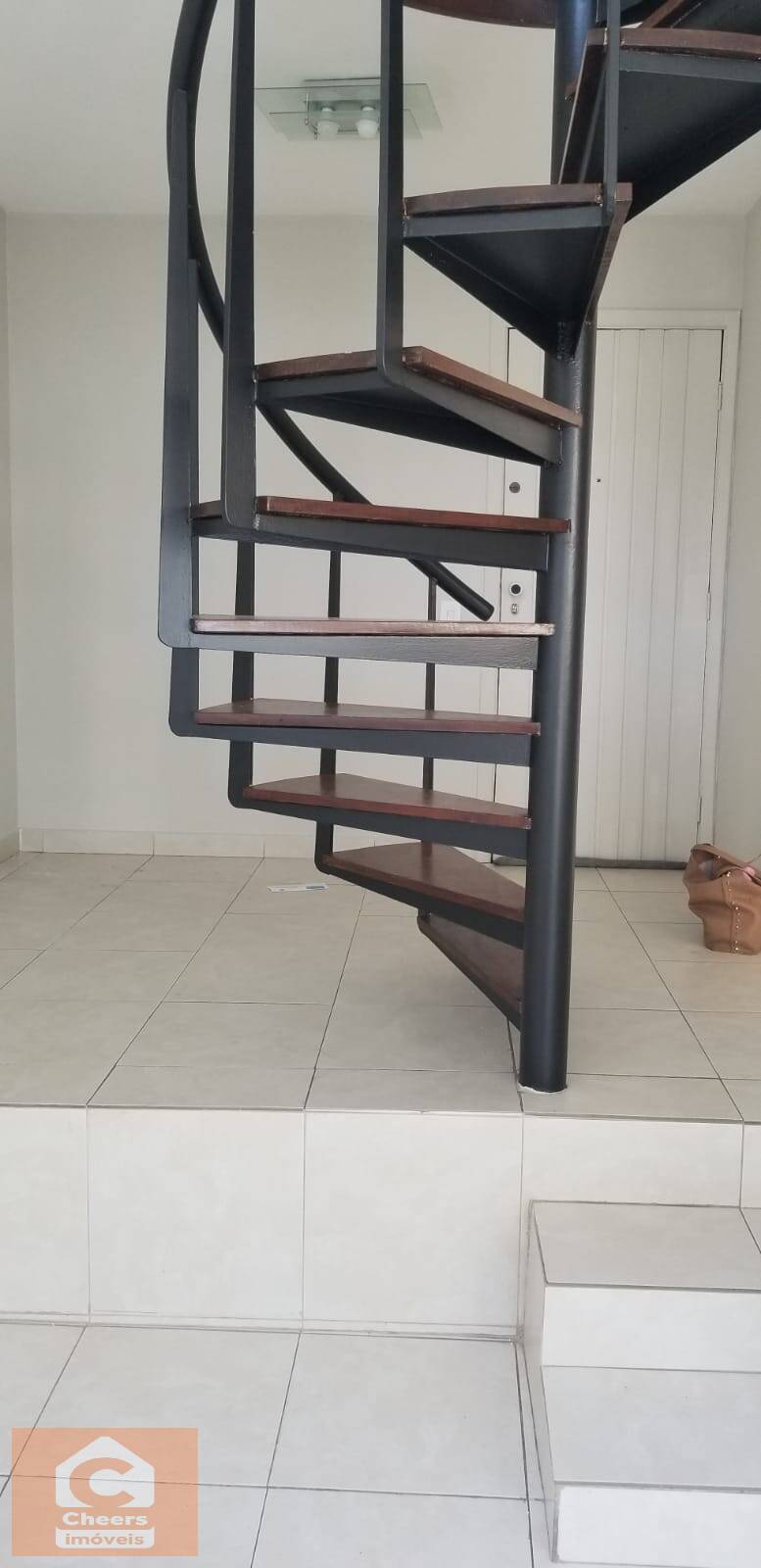 Apartamento à venda e aluguel com 1 quarto, 50m² - Foto 21