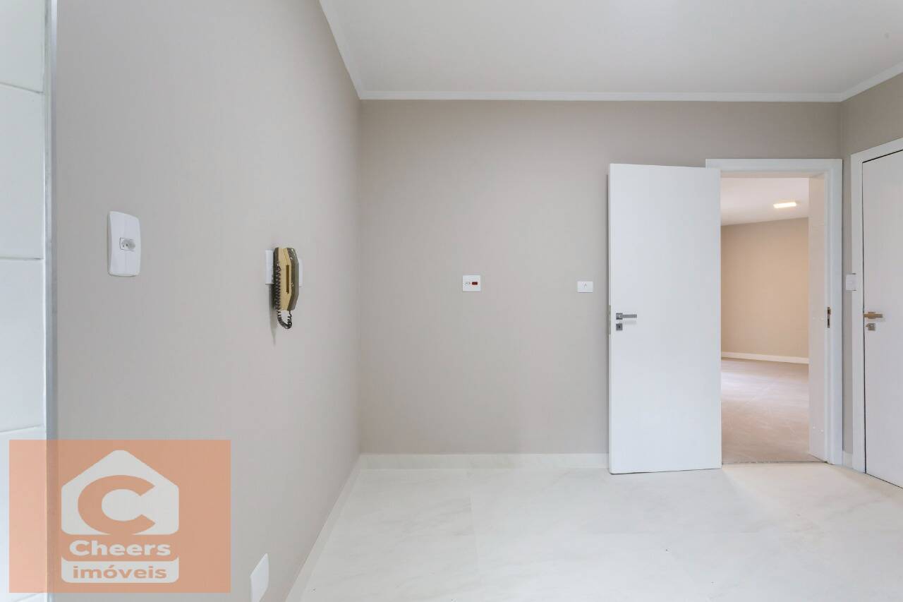 Apartamento à venda com 3 quartos, 125m² - Foto 5