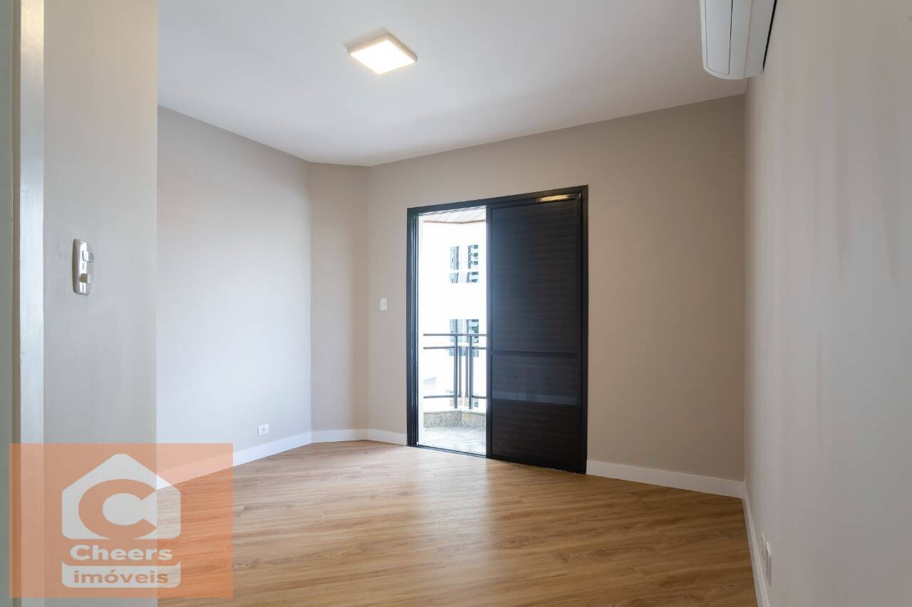 Apartamento à venda com 3 quartos, 125m² - Foto 19