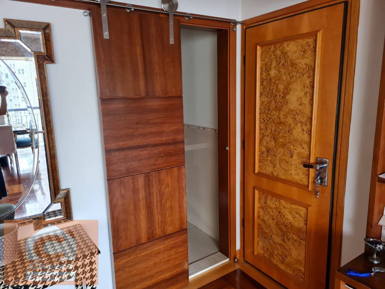 Apartamento à venda com 4 quartos, 143m² - Foto 19