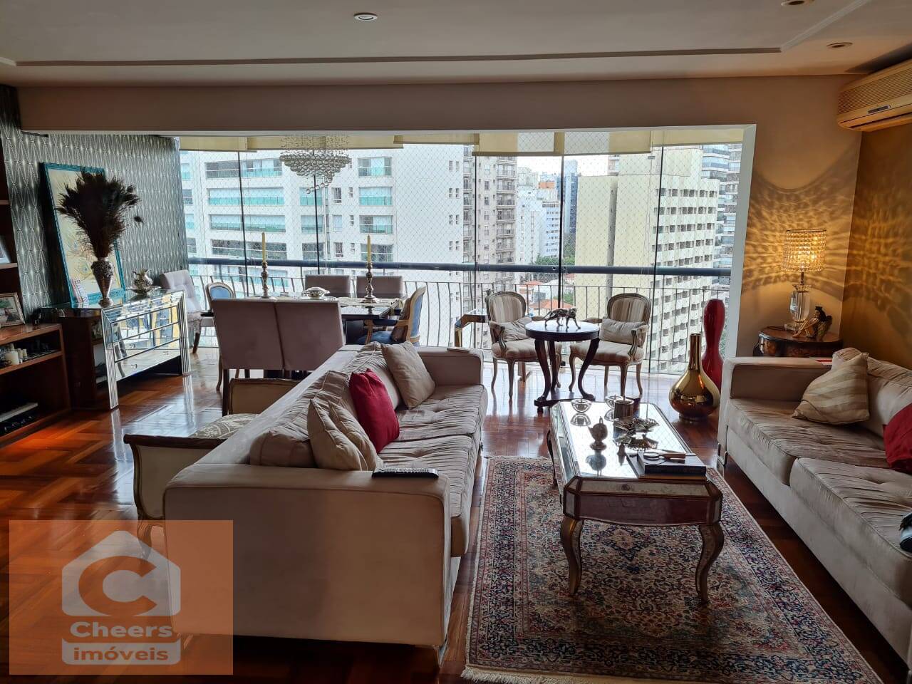 Apartamento à venda com 4 quartos, 143m² - Foto 1