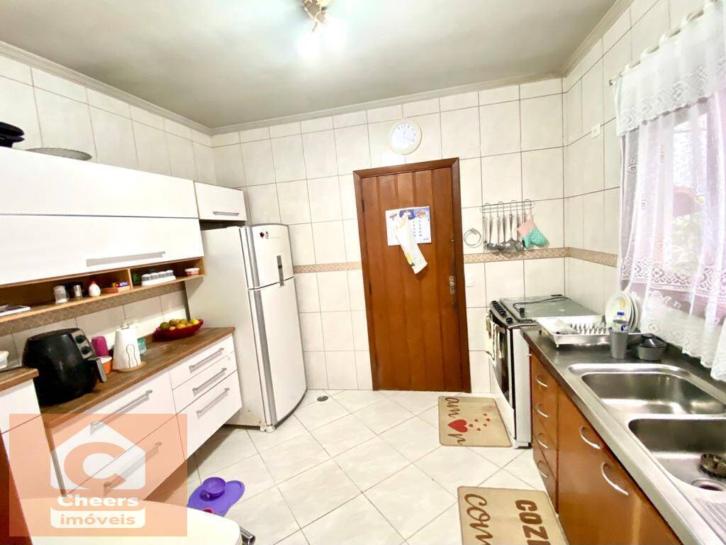 Sobrado à venda com 3 quartos, 180m² - Foto 8