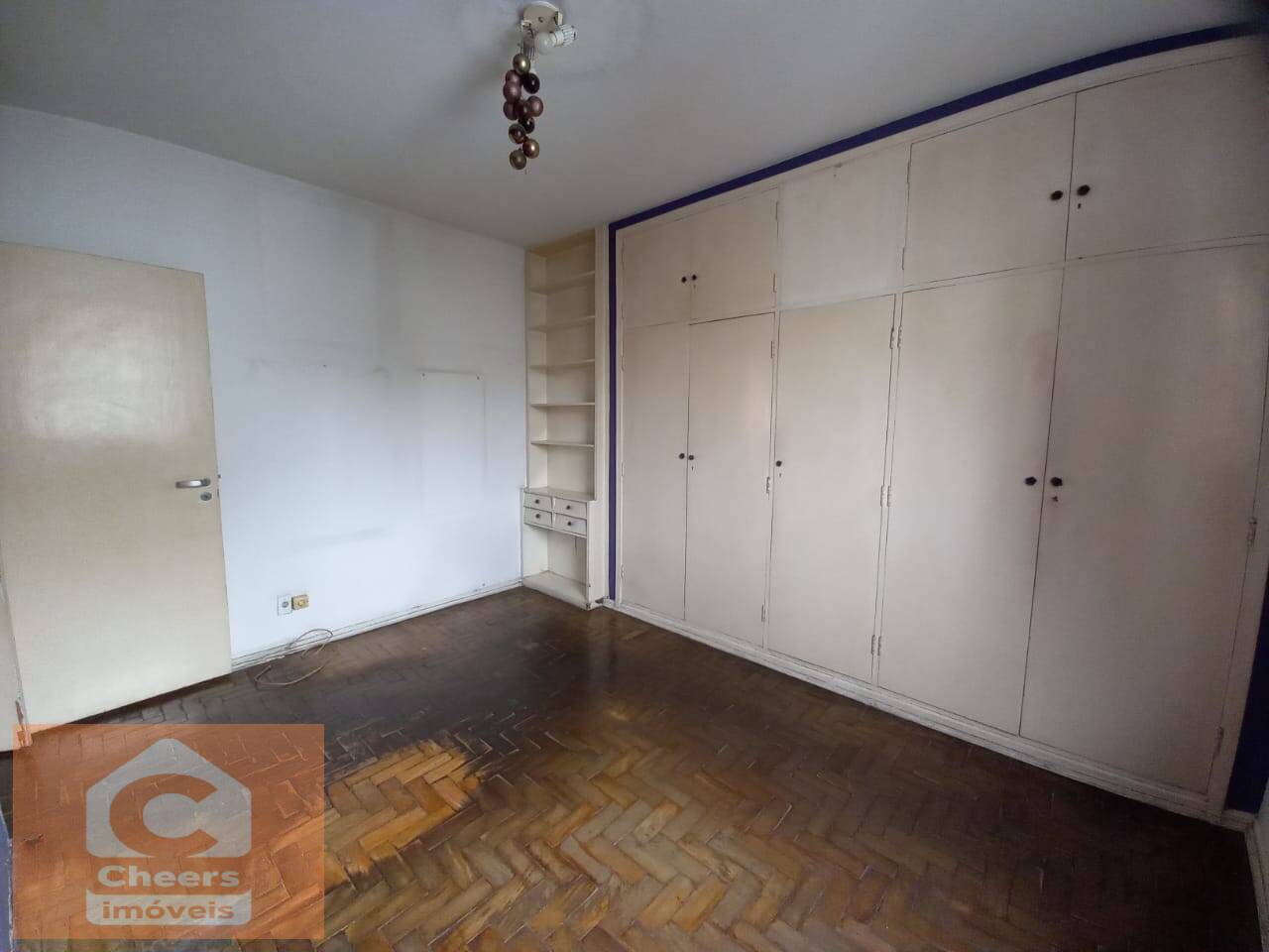 Apartamento para alugar com 2 quartos, 105m² - Foto 12