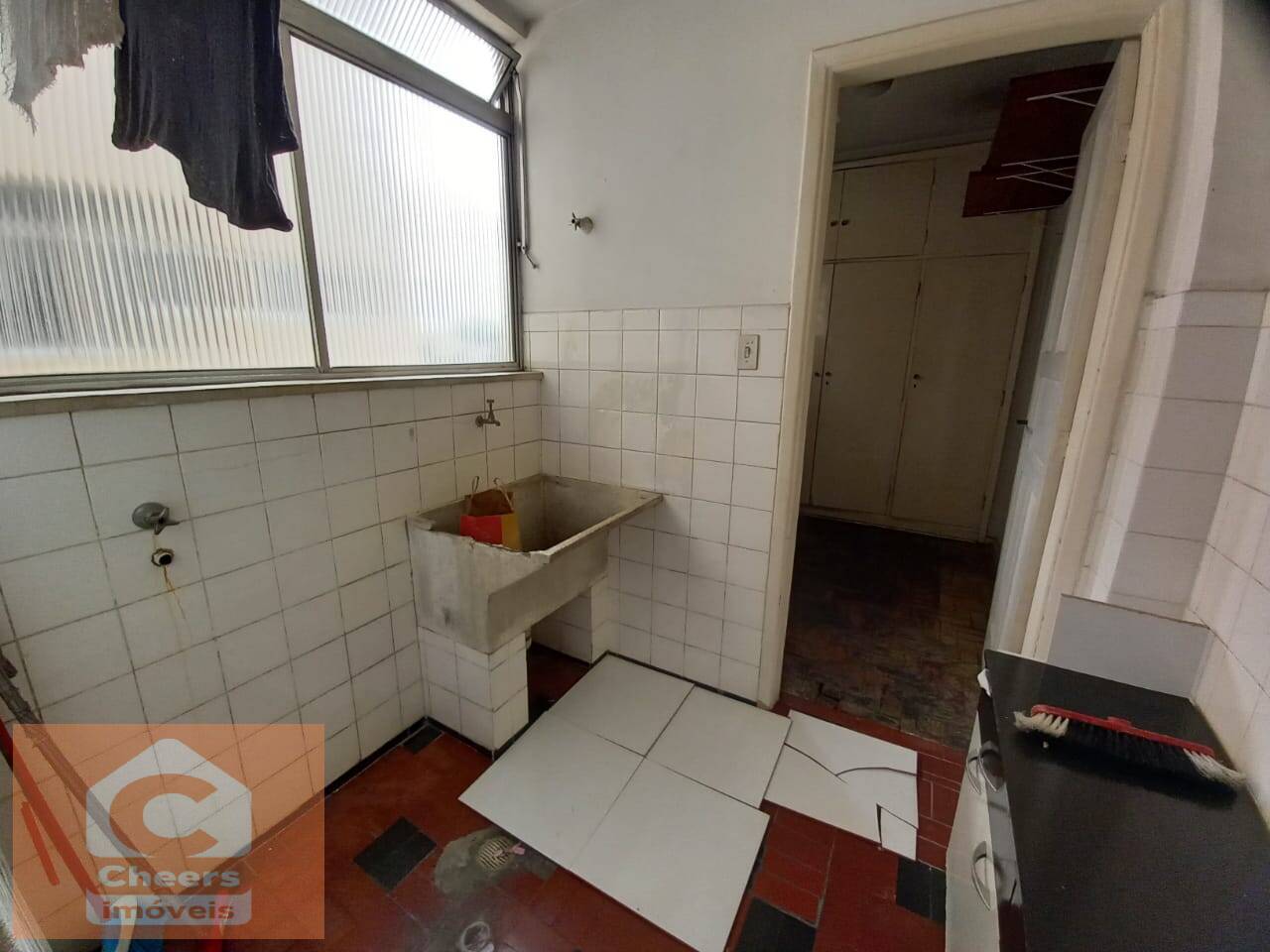 Apartamento para alugar com 2 quartos, 105m² - Foto 15