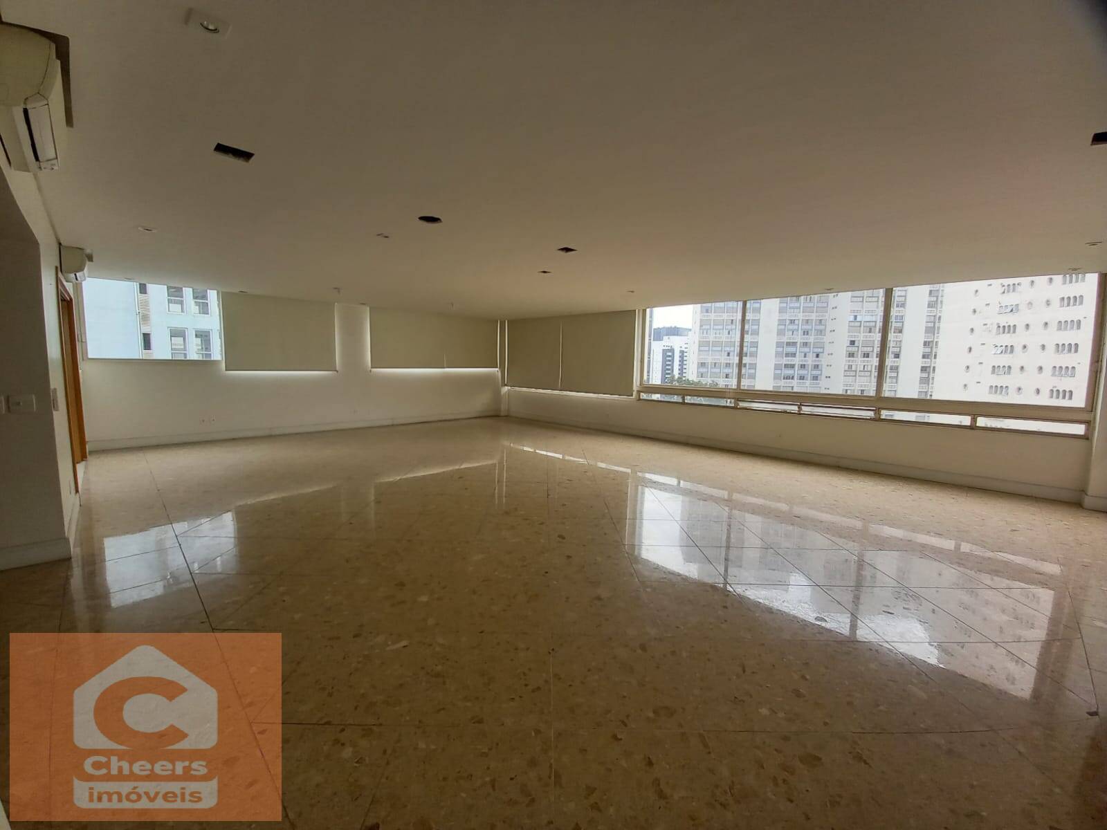 Apartamento à venda e aluguel com 4 quartos, 325m² - Foto 4