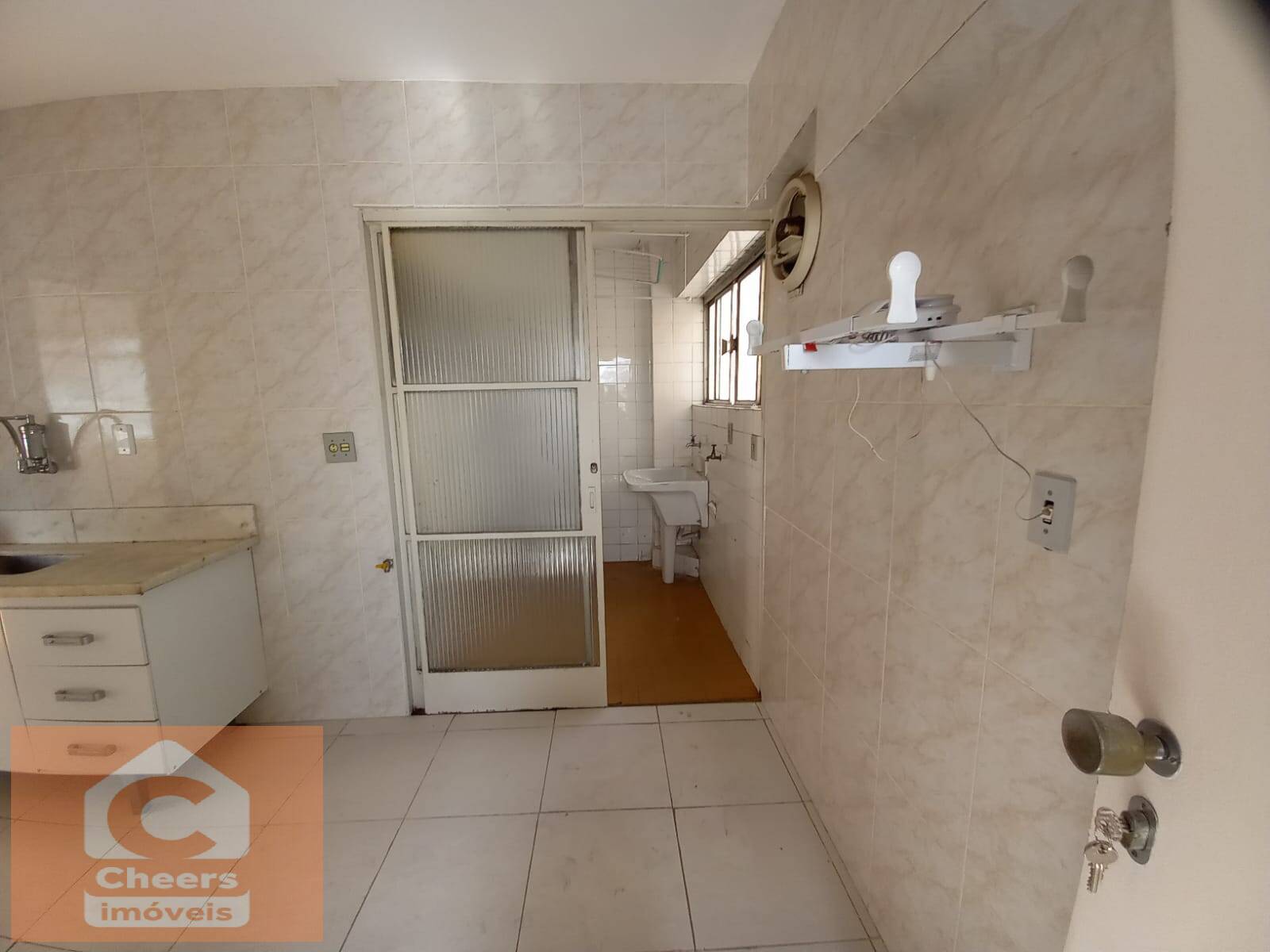 Apartamento para alugar com 3 quartos, 126m² - Foto 13