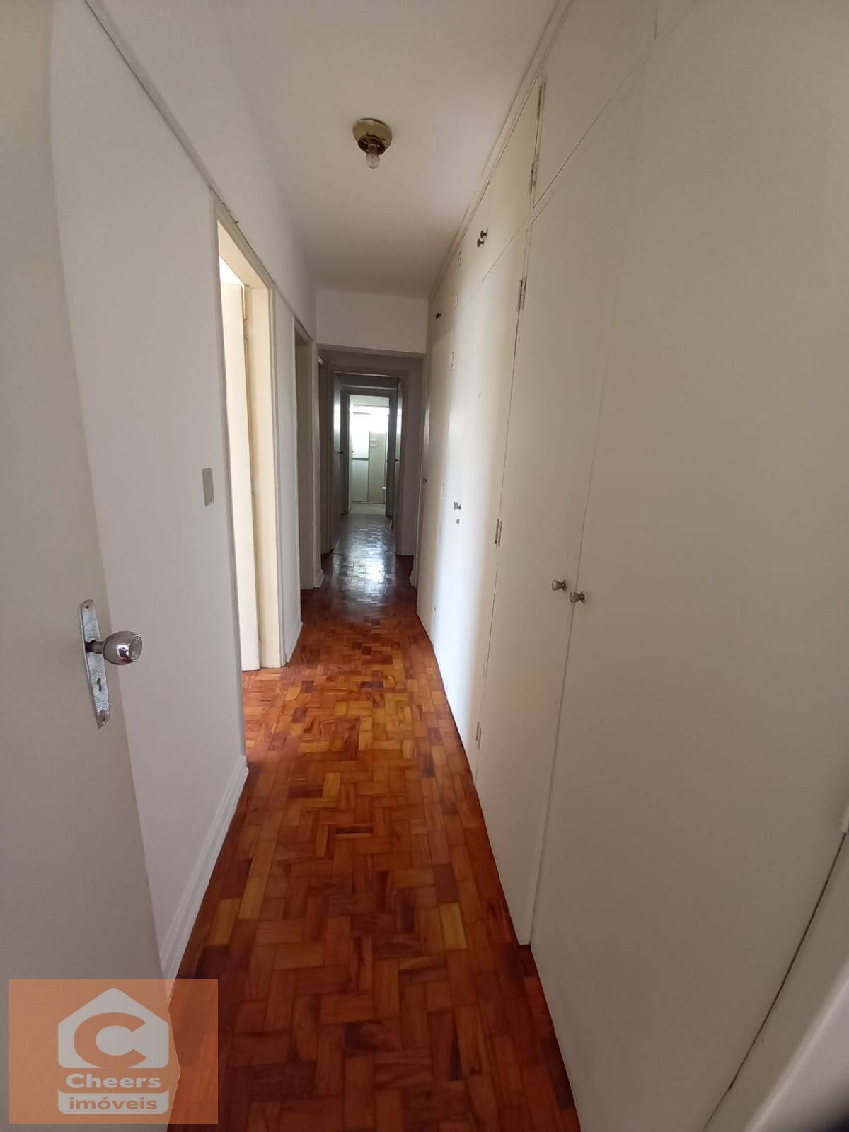 Apartamento para alugar com 3 quartos, 126m² - Foto 7