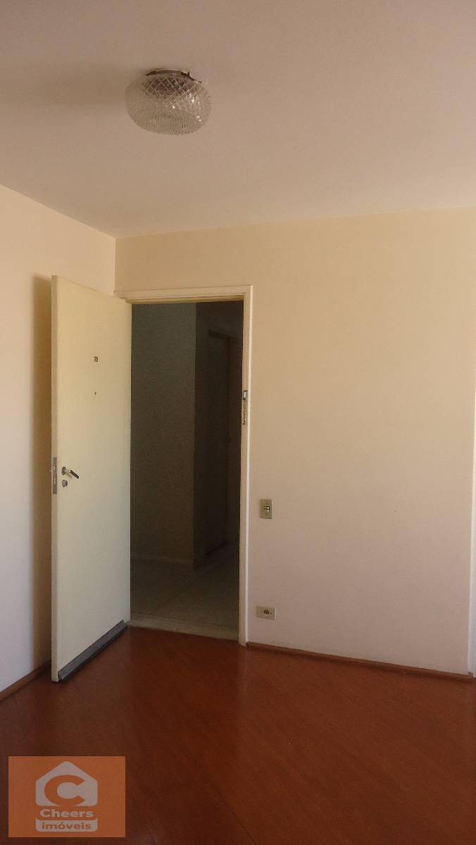 Apartamento à venda com 2 quartos, 75m² - Foto 7