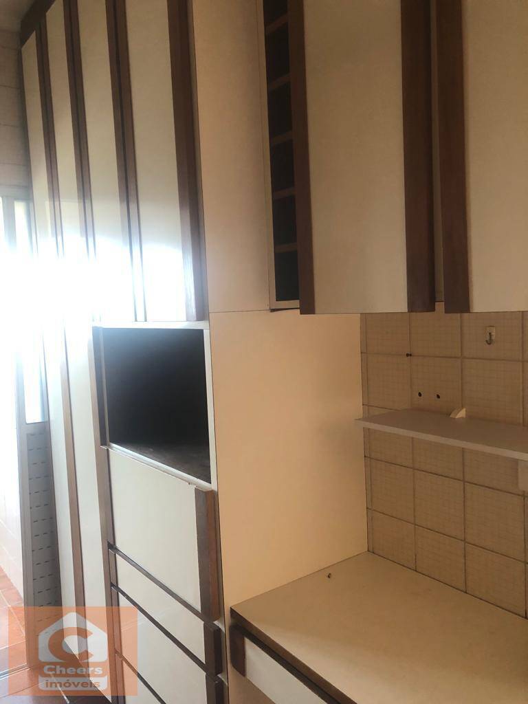 Apartamento à venda com 2 quartos, 70m² - Foto 8