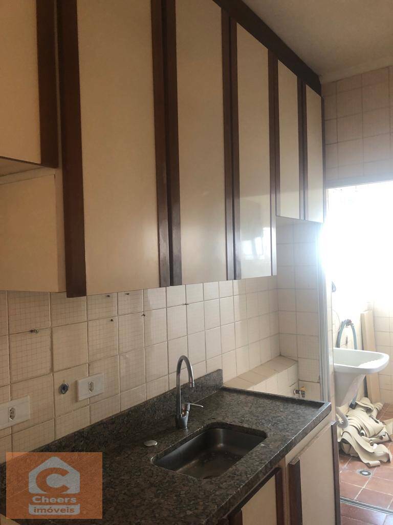 Apartamento à venda com 2 quartos, 70m² - Foto 7