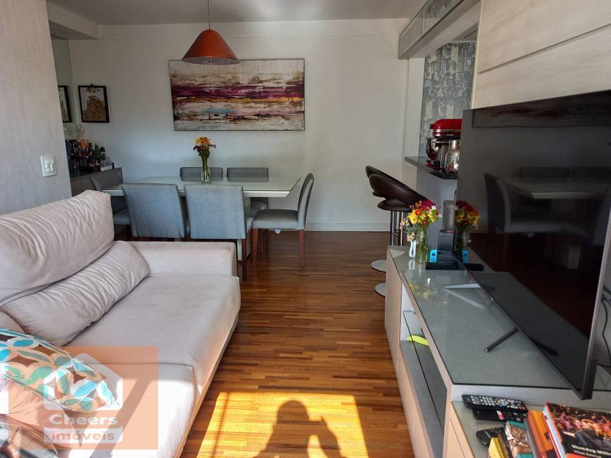 Apartamento à venda com 2 quartos, 72m² - Foto 1