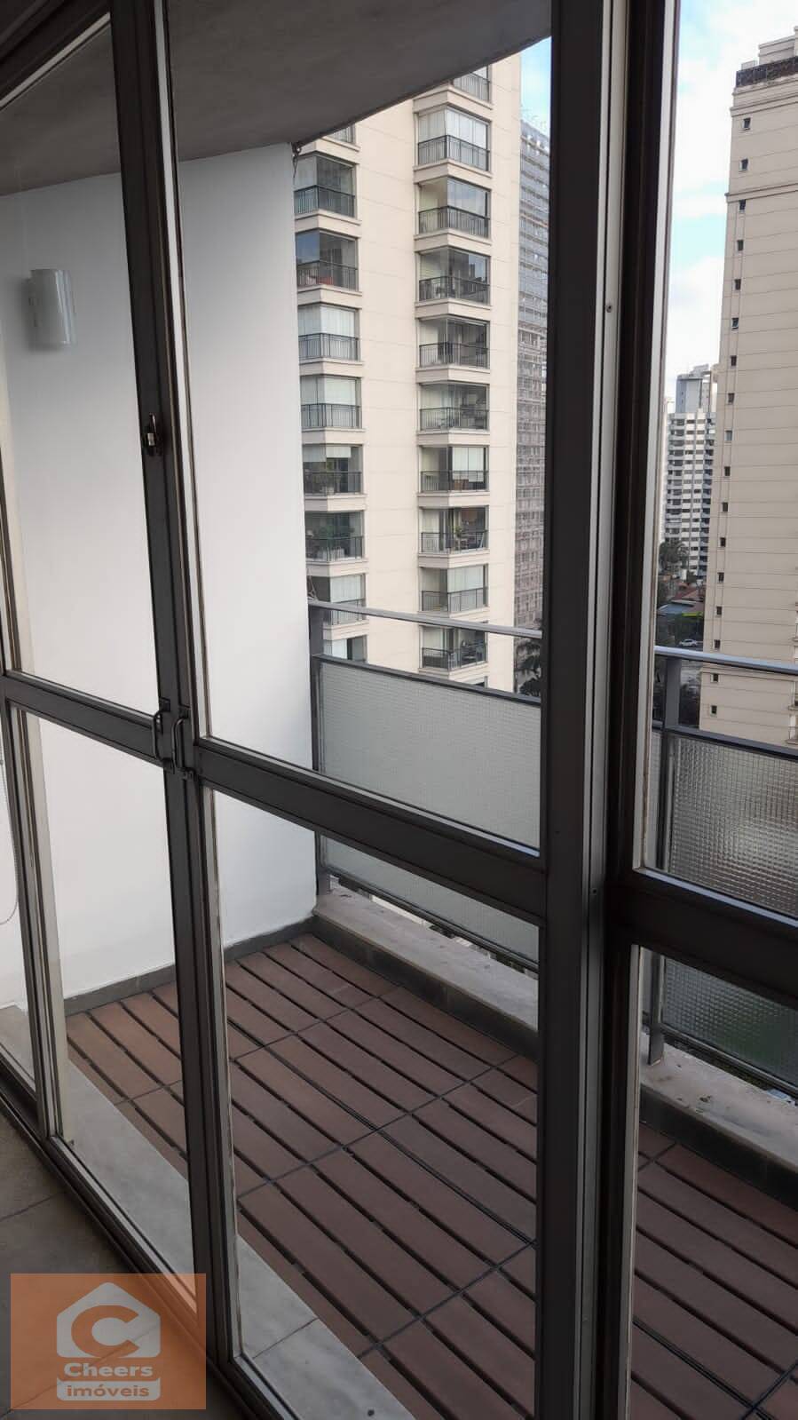 Apartamento para alugar com 3 quartos, 115m² - Foto 4