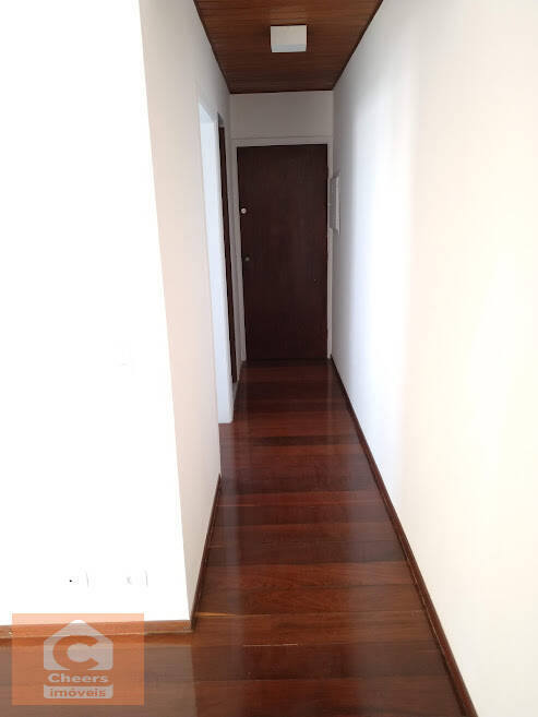 Apartamento à venda com 2 quartos, 67m² - Foto 4