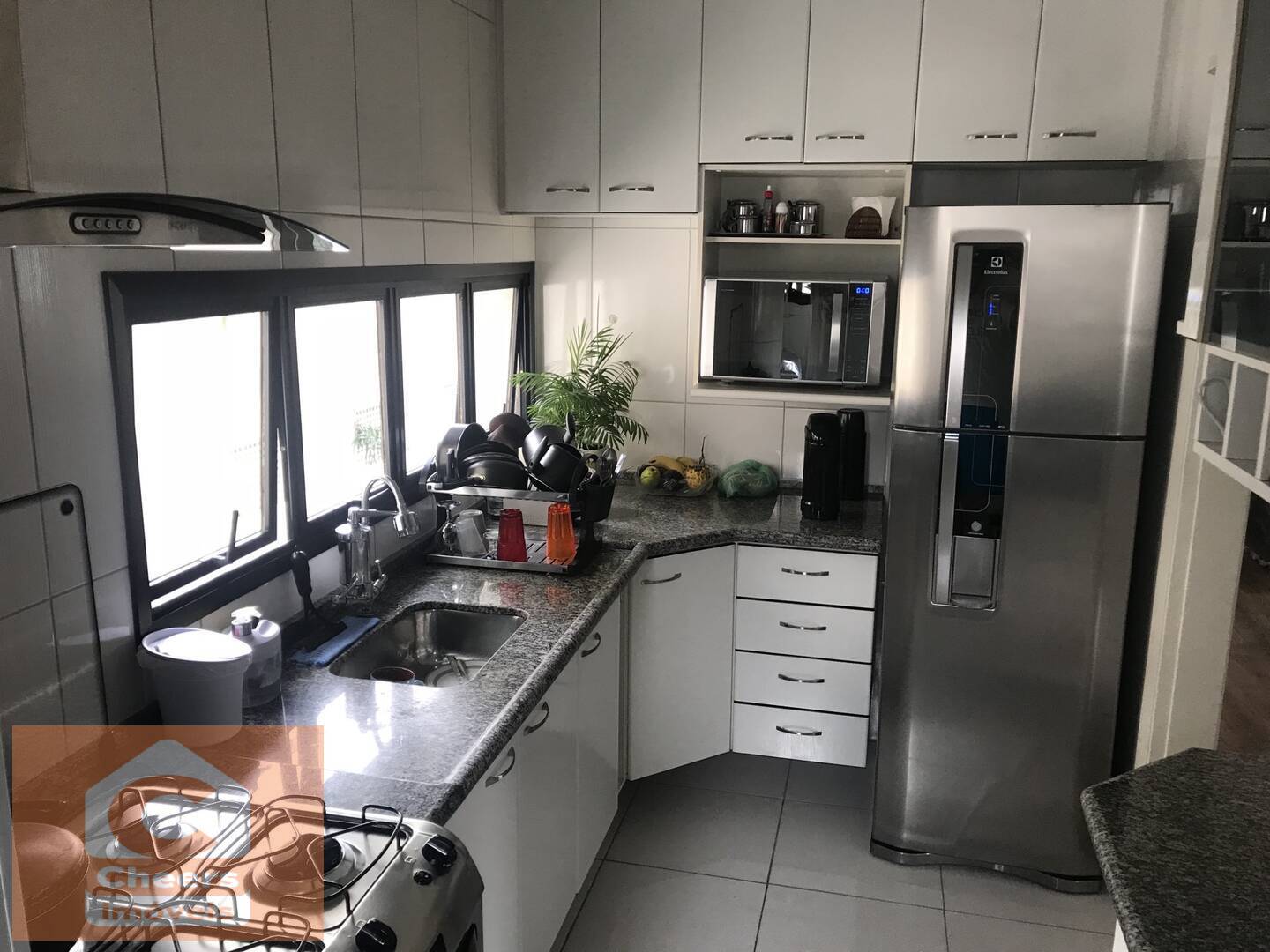 Apartamento à venda com 2 quartos, 67m² - Foto 5