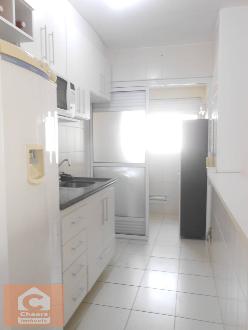 Apartamento para alugar com 3 quartos, 75m² - Foto 13