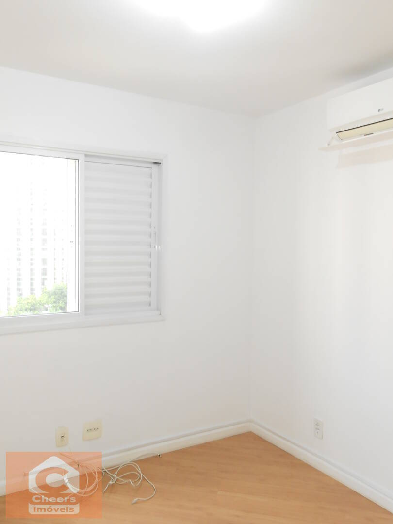 Apartamento para alugar com 3 quartos, 75m² - Foto 17