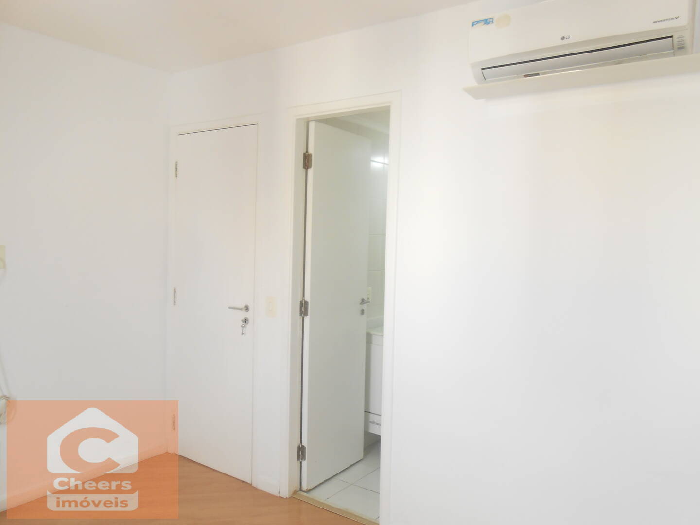 Apartamento para alugar com 3 quartos, 75m² - Foto 9