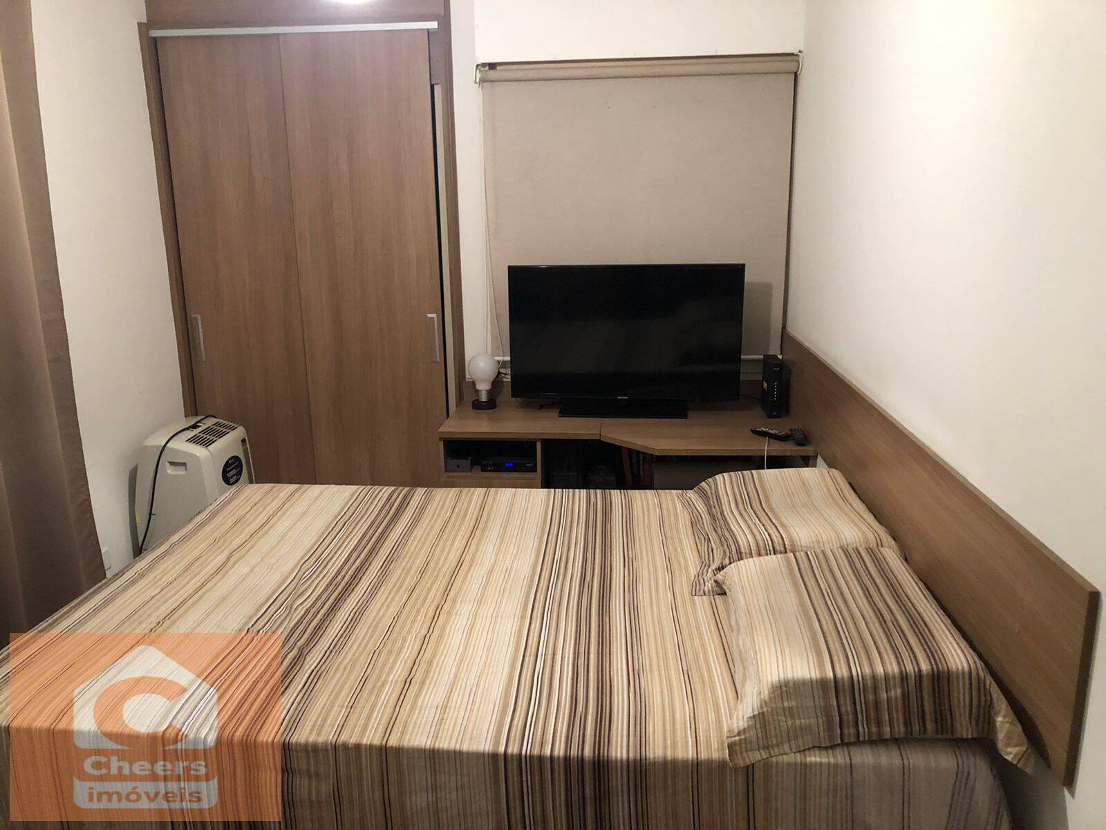 Apartamento à venda com 2 quartos, 75m² - Foto 7