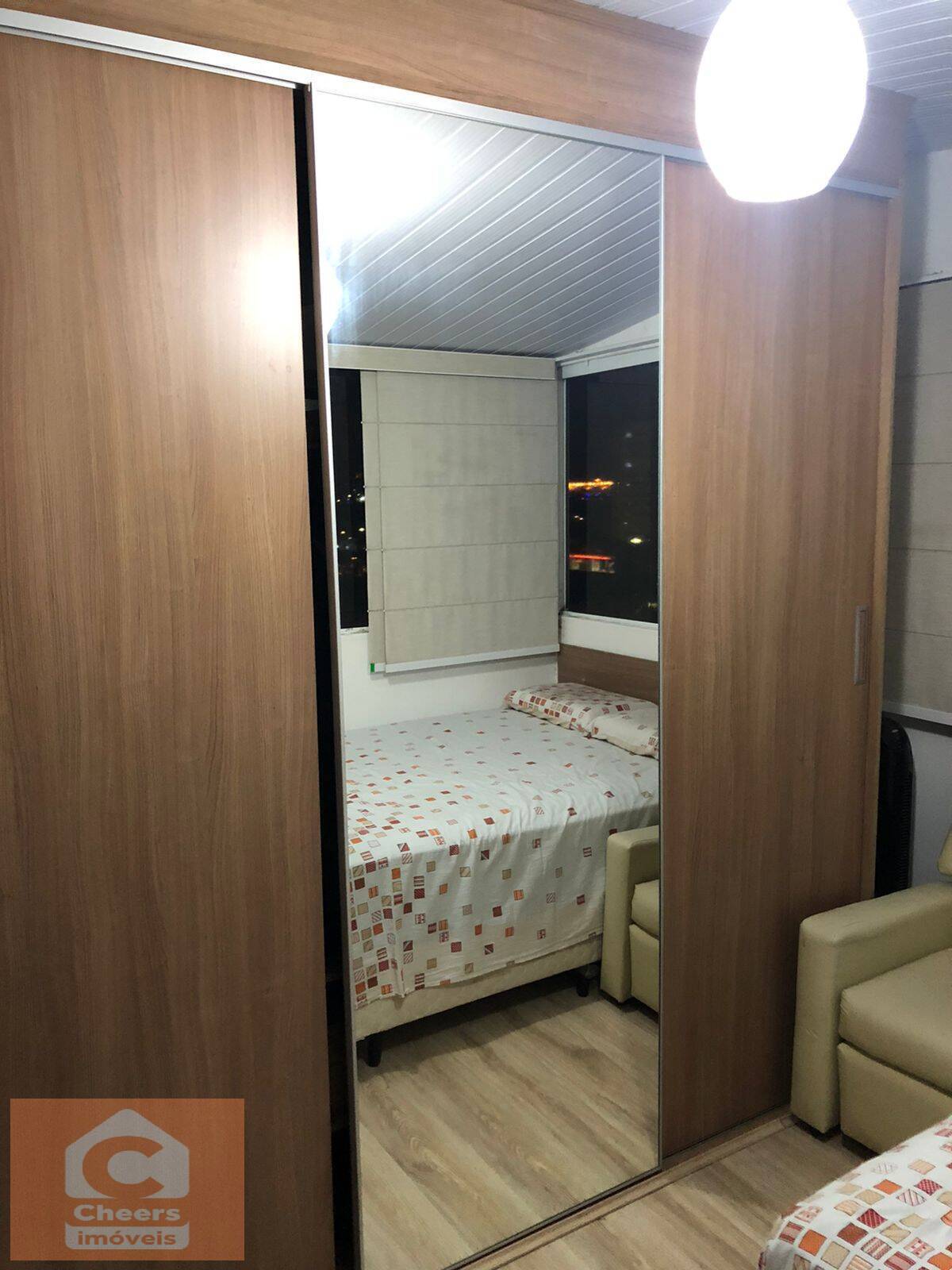 Apartamento à venda com 2 quartos, 75m² - Foto 29