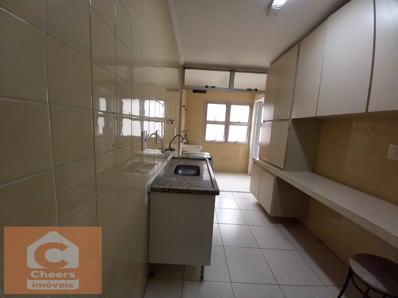 Apartamento para alugar com 3 quartos, 90m² - Foto 17