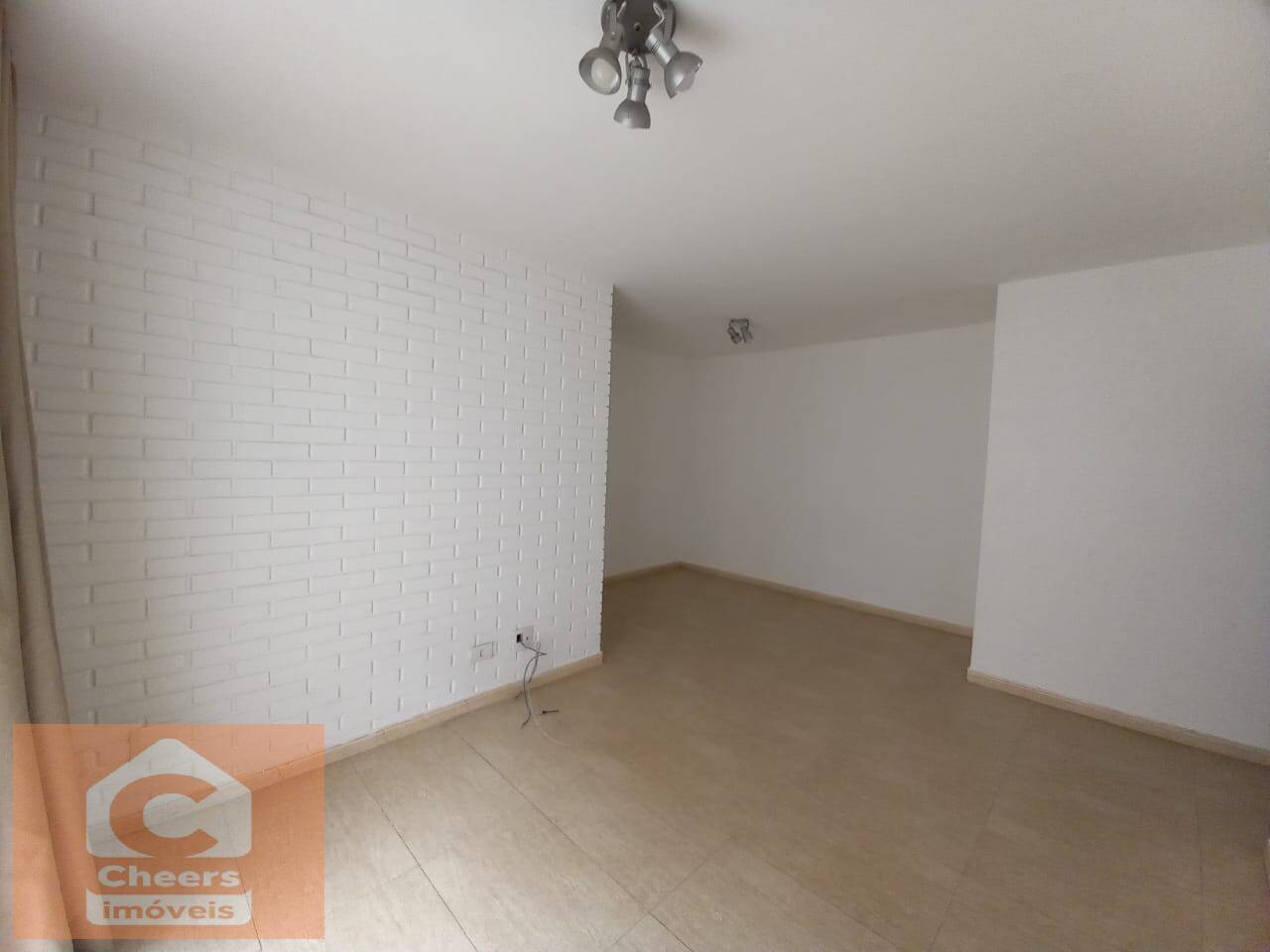 Apartamento para alugar com 3 quartos, 90m² - Foto 4