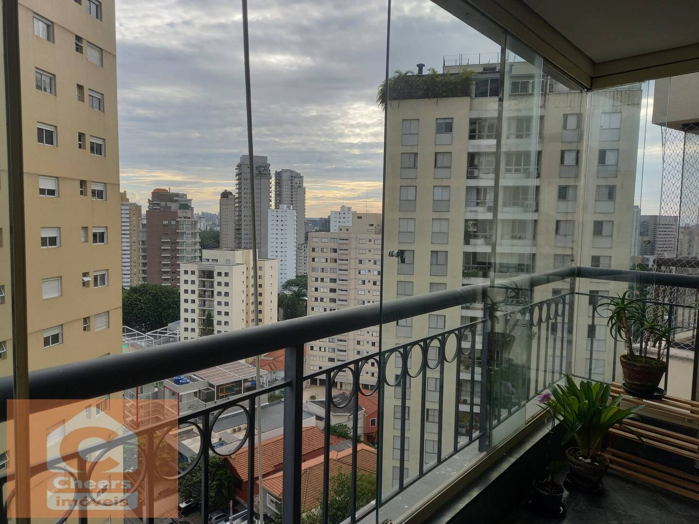 Apartamento à venda com 4 quartos, 134m² - Foto 3