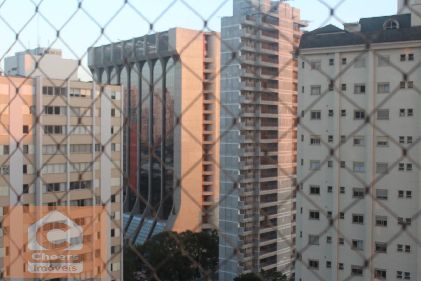 Apartamento à venda com 4 quartos, 134m² - Foto 9