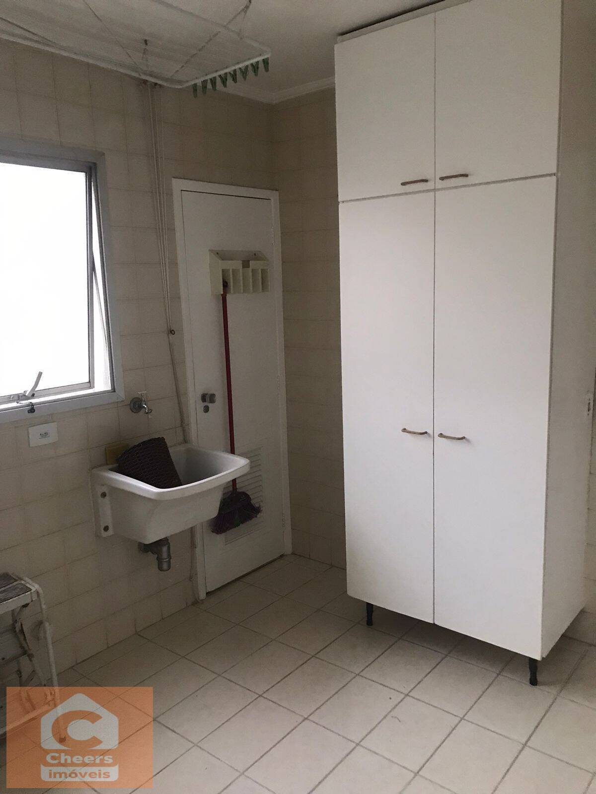 Apartamento para alugar com 4 quartos, 160m² - Foto 22