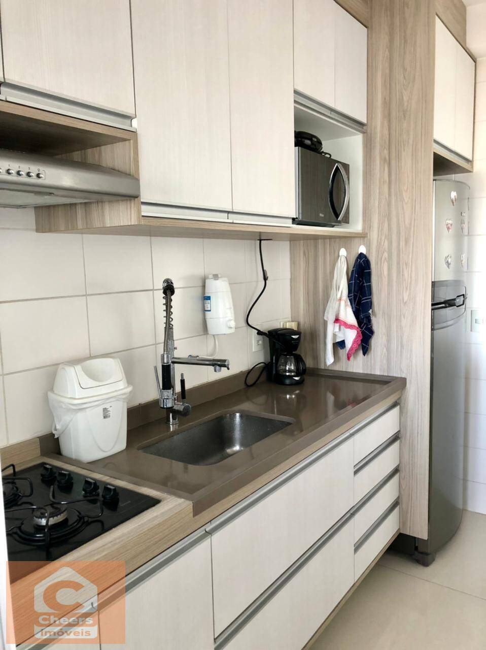 Apartamento à venda e aluguel com 2 quartos, 75m² - Foto 11