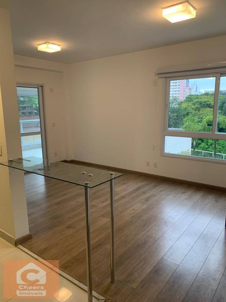 Apartamento para alugar com 2 quartos, 80m² - Foto 16