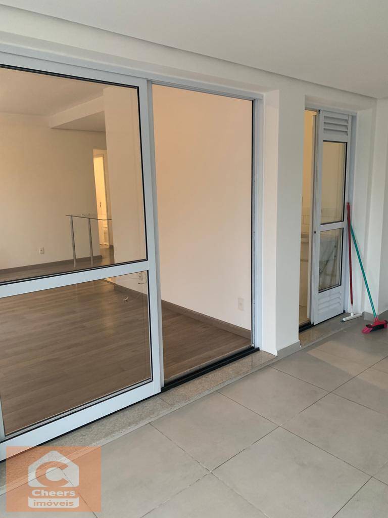 Apartamento para alugar com 2 quartos, 80m² - Foto 26