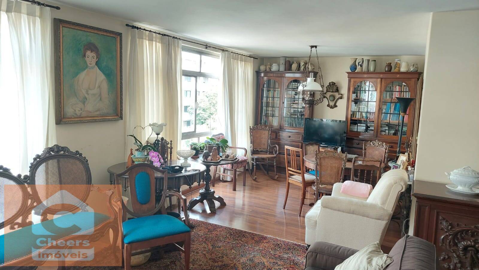 Apartamento à venda com 3 quartos, 163m² - Foto 2