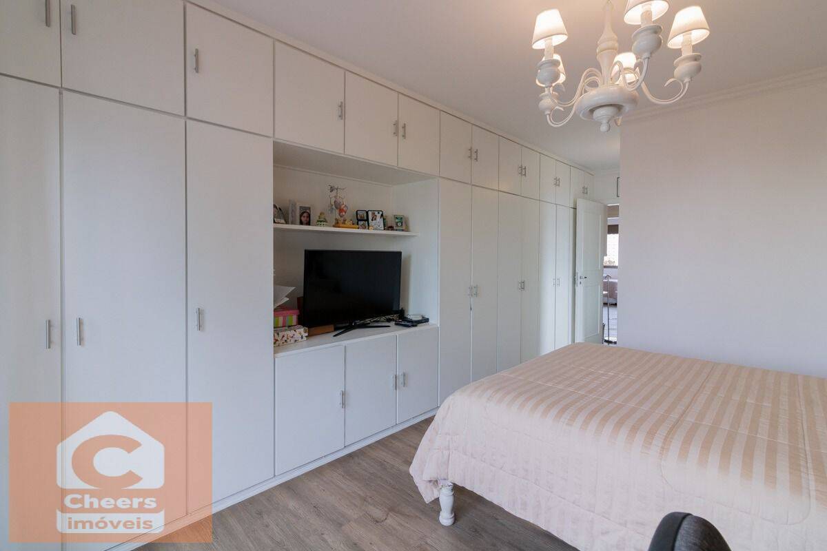 Apartamento à venda com 3 quartos, 137m² - Foto 8