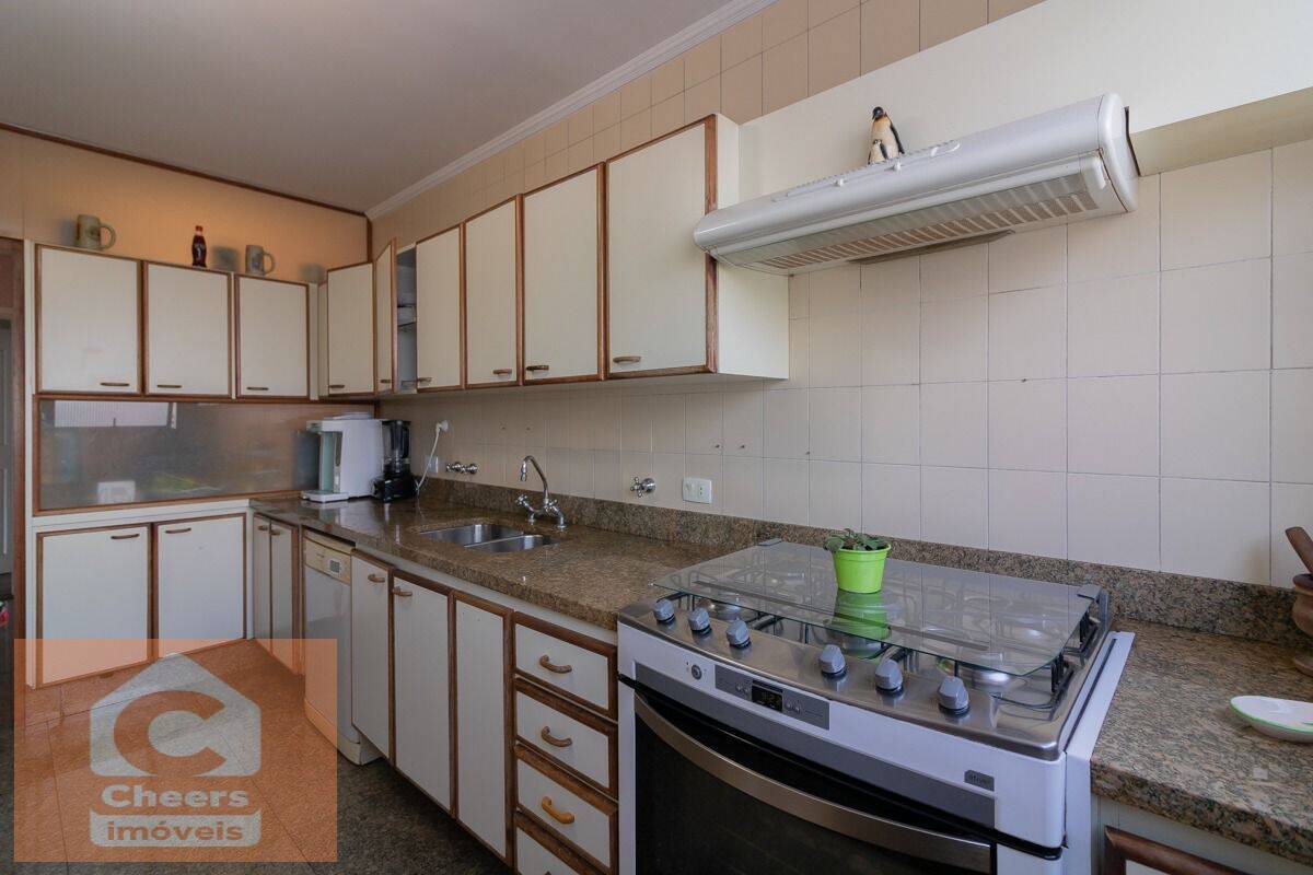 Apartamento à venda com 3 quartos, 137m² - Foto 16