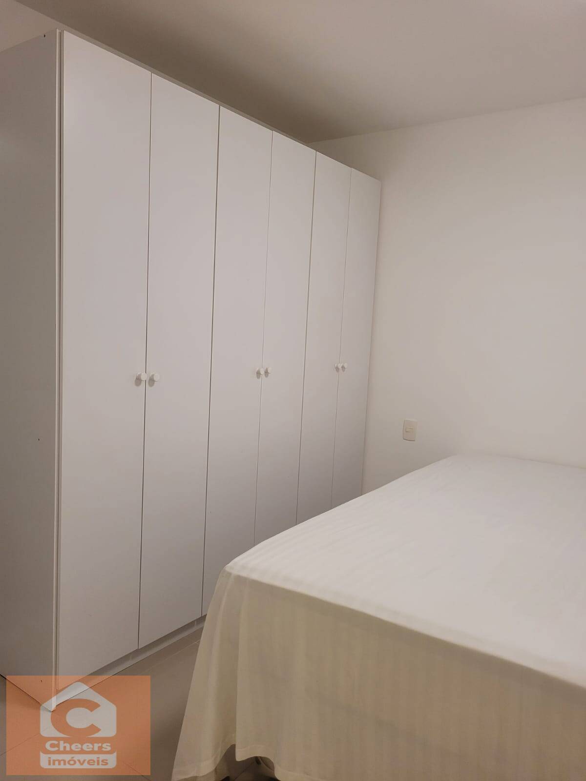 Apartamento para alugar com 2 quartos, 56m² - Foto 9